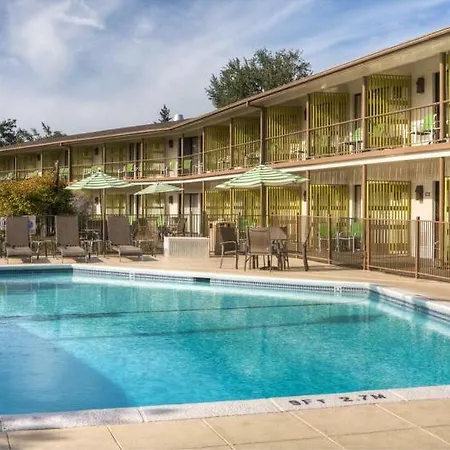 Red Lion Hotel Medford-2
