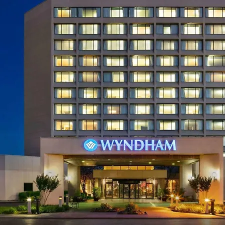 Wyndham Tulsa-2