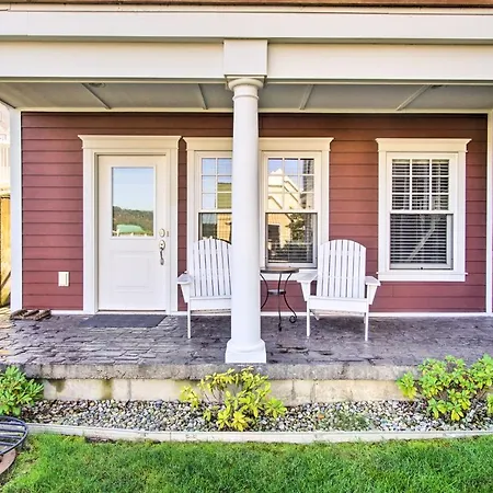 Grand Haven Condo Walk To Lake And Pool Access!-2