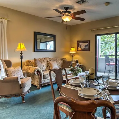 Gatlinburg Mountain Penthouse With Private Terrace!-2