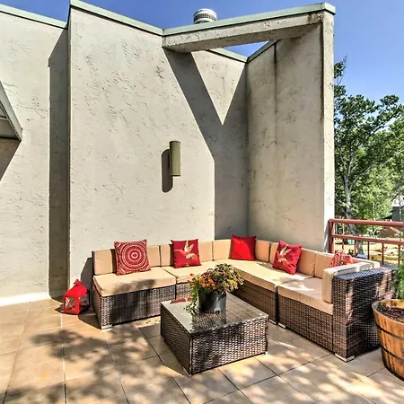Gatlinburg Mountain Penthouse With Private Terrace!-3