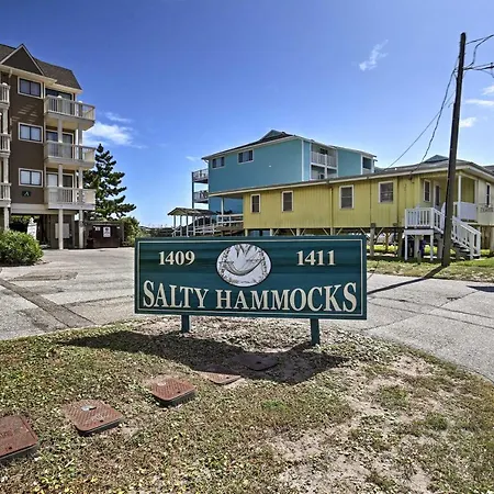 Walk To Shore! Ocean-View Condo In Carolina Beach-2