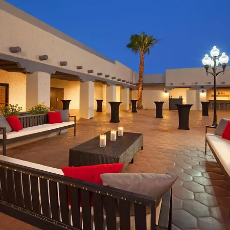 Four Points By Sheraton Phoenix South Mountain-2