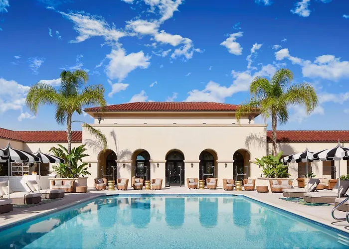 Pasadena Hotel & Pool