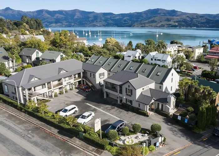 Akaroa 5 Star Hotels