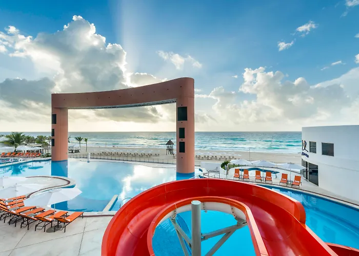 Beach Palace Family Resort & Spa Cancun