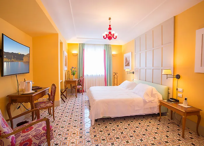 Regina Isabella-Resort Spa Restaurant Lacco Ameno  5 star