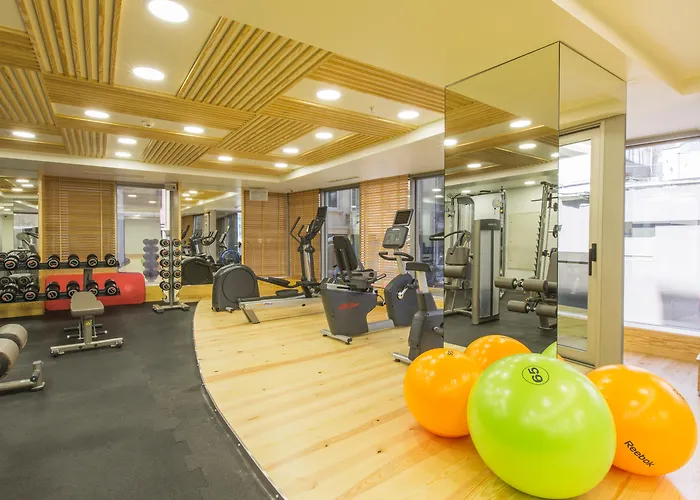 Ramada By Wyndham Istanbul Pera Taksim Hotel 4 star