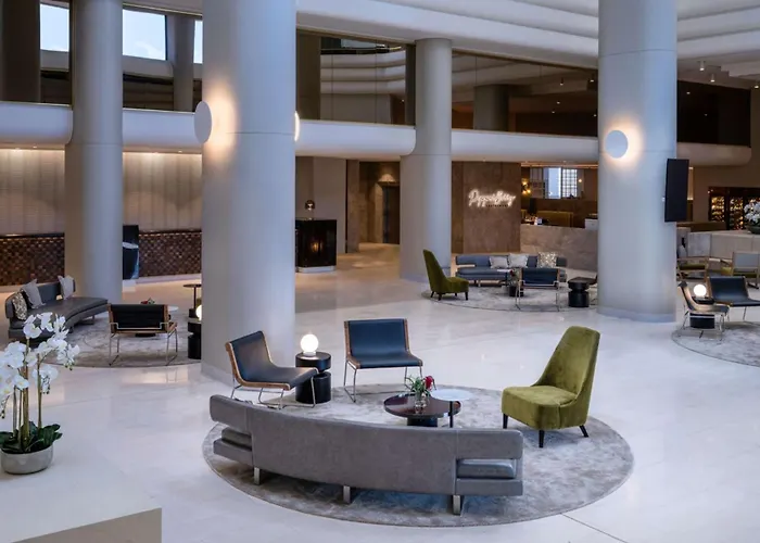 Hilton Darwin Hotel 5 star