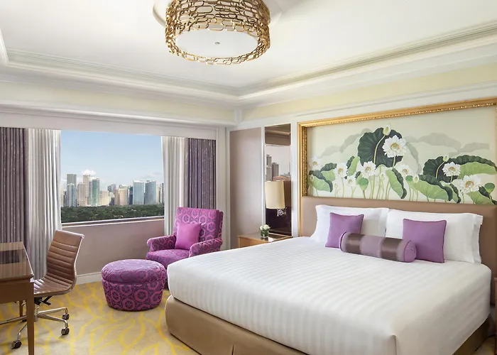 Dusit Thani Manila Makati City 5 star