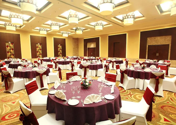 Radisson Blu Hotel Chennai City Centre