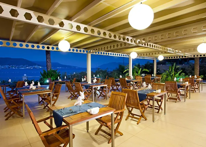Salmakis Resort & Spa Bodrum 5 star