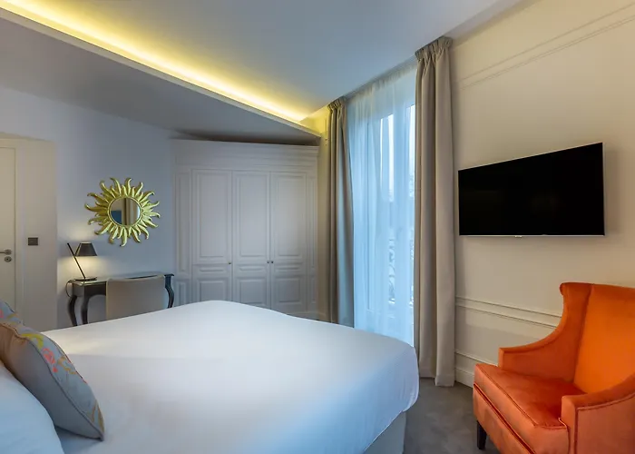 Hotel La Comtesse Paris