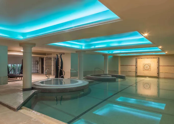 Bunratty Castle Hotel & Leisure Club, BW Premier Collection