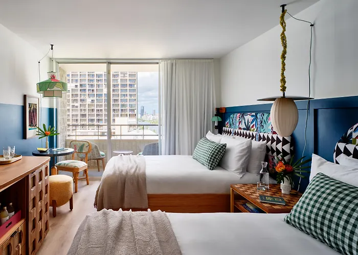 Wayfinder Waikiki - Voted Top 10 Best Hotels In Hawaii! Honolulu