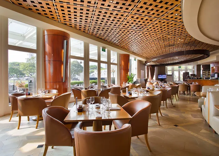 The Fullerton Hotel Singapore 5 star