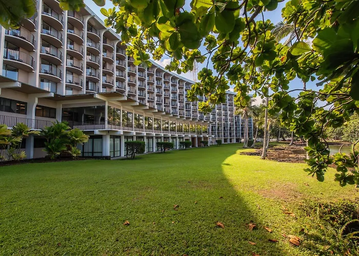 Hilo Hawaiian Hotel, Trademark Collection By Wyndham
