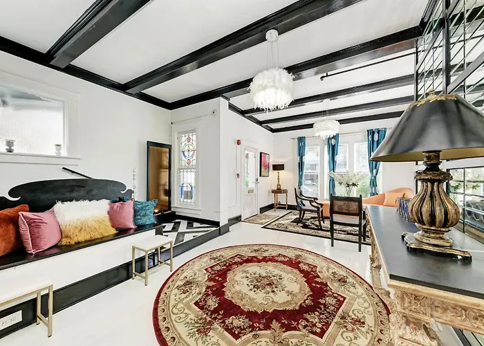 Anna Maria 5 Star Hotels