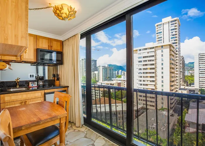 Castle Bamboo Waikiki Hotel Honolulu