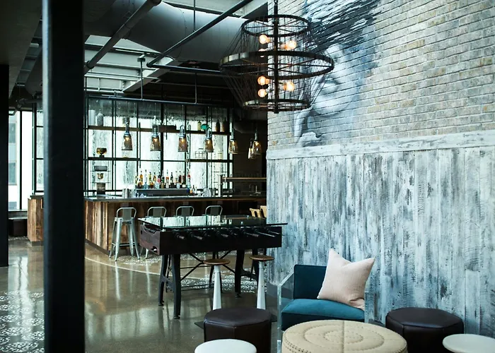 Renaissance Chicago Downtown Hotel