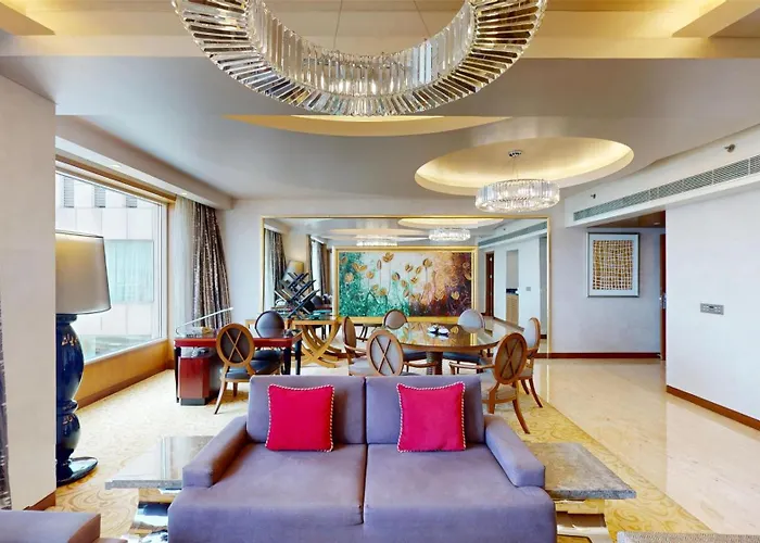Nagpur 5 Star Hotels