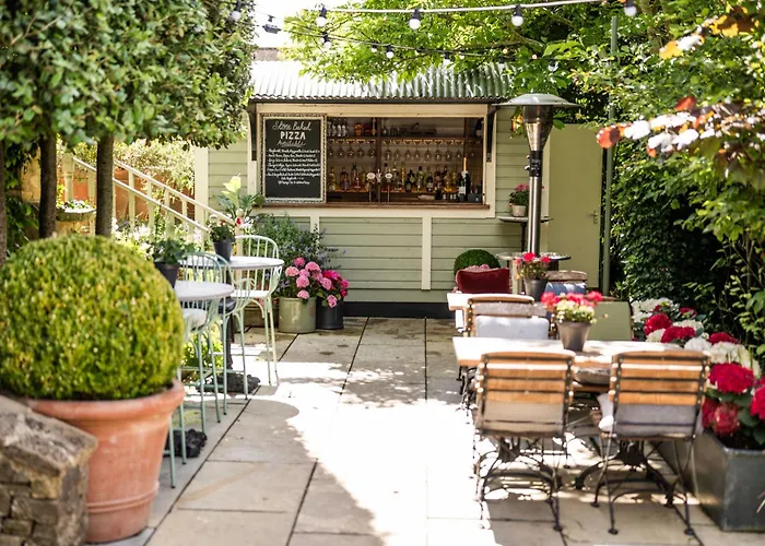 Bourton-on-the-Water 5 Star Hotels