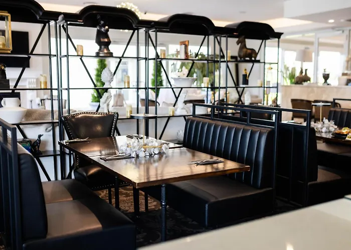 Wagga Wagga 5 Star Hotels