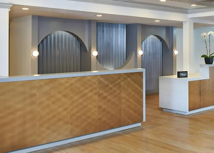 Doubletree By Hilton Hotel Berkeley Marina