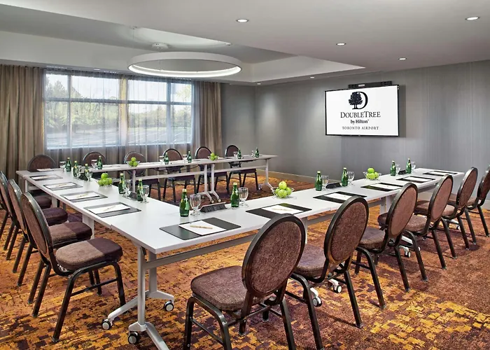 Doubletree By Hilton Toronto Airport, On Hotel