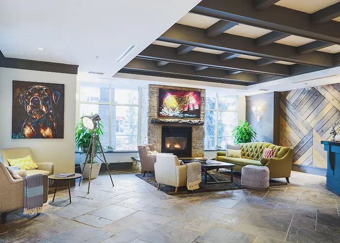 Summit Lodge Boutique Hotel By Paradox Whistler