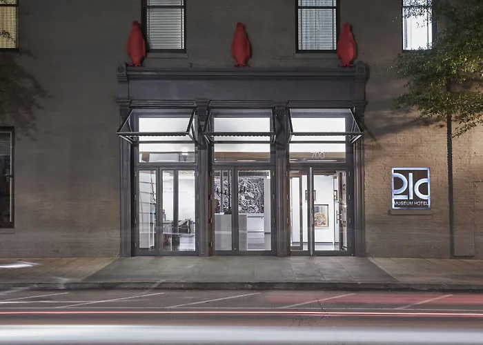 Luxury Hotels in Louisville