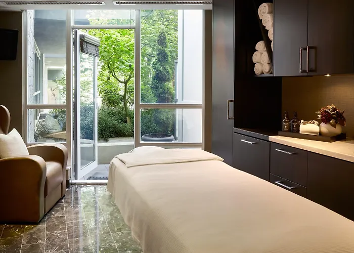 Loden Vancouver 5 star