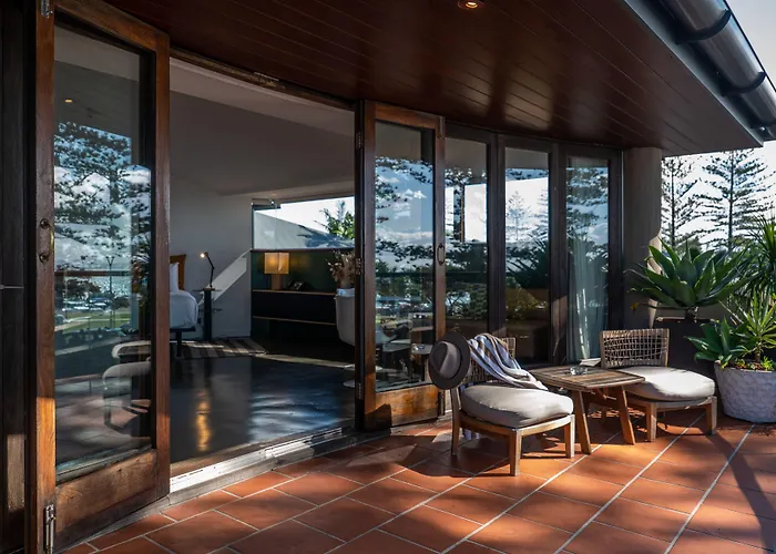 Beach Hotel Resort Byron Bay