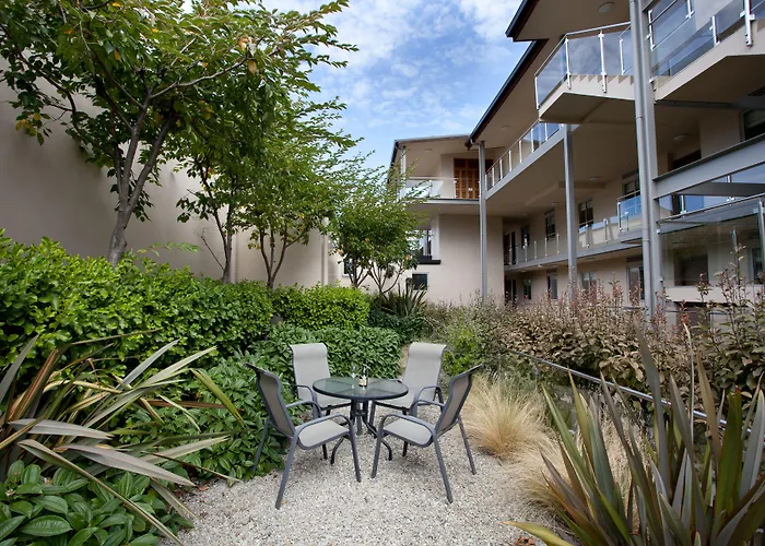 Lakeside Apartments Wanaka 5 star