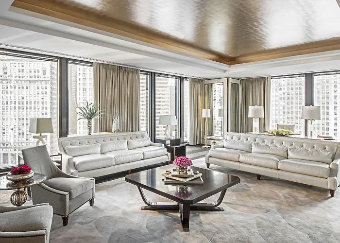 The Langham Chicago Hotel