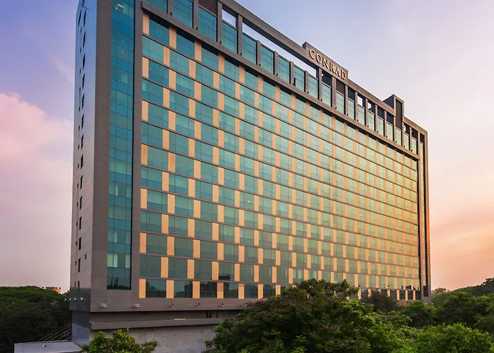 Conrad Pune 5 star