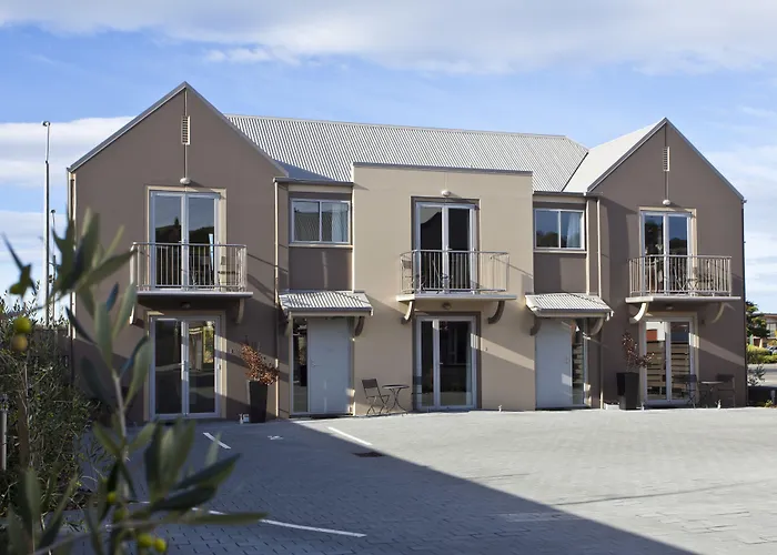 Oamaru 5 Star Hotels