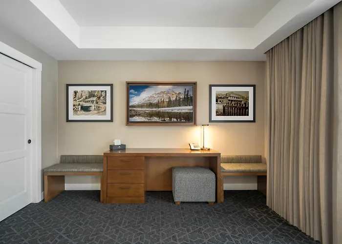 The Malcolm Hotel Canmore