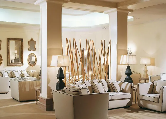 Starhotels Terminus Naples