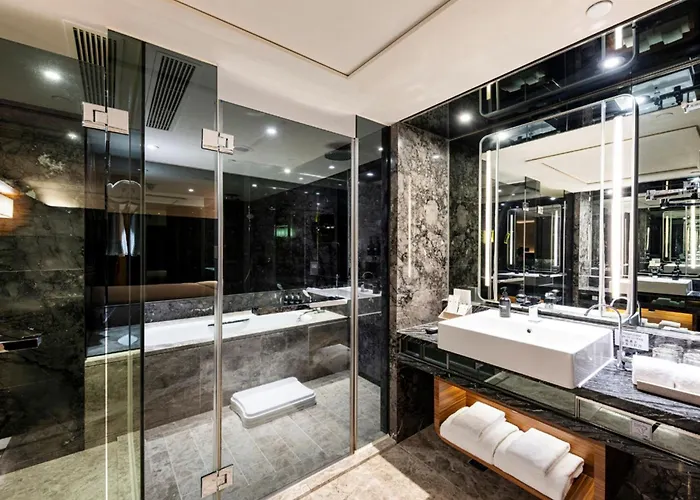 Royal Plaza Hotel Hong Kong 5 star