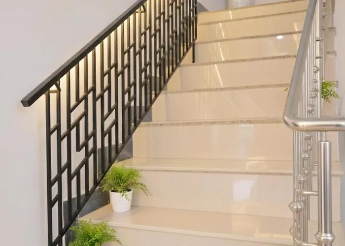 Faizabad 5 Star Hotels