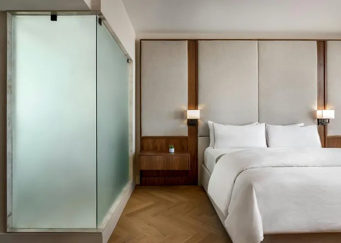 The Westin Harbour Castle, Toronto Hotel