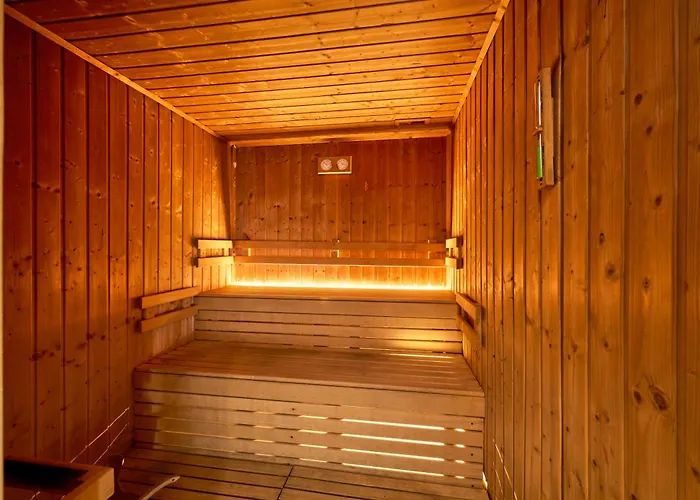 Catalonia Porto Hotel