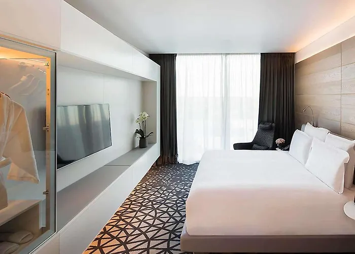 Pullman Sydney Airport Hotel 5 star
