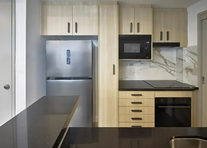 Meriton Suites Pitt Street, Sydney 5 star