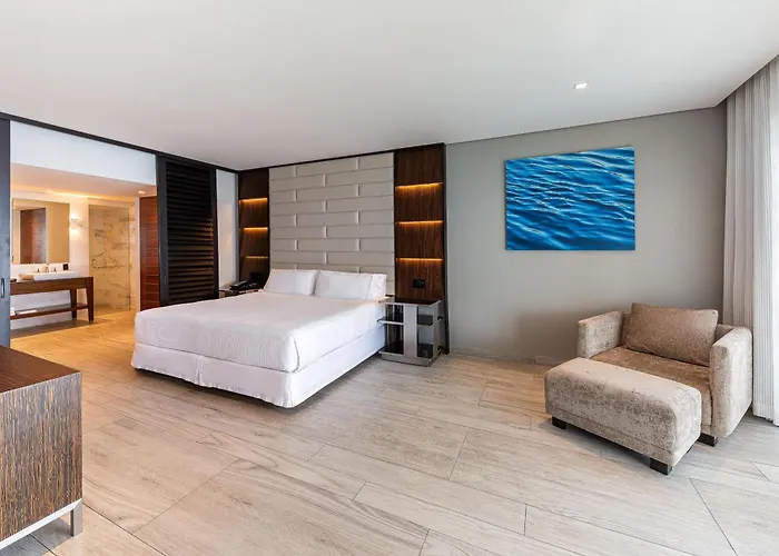 Hilton Vallarta Riviera All-Inclusive Resort,Puerto Vallarta (Adults Only)
