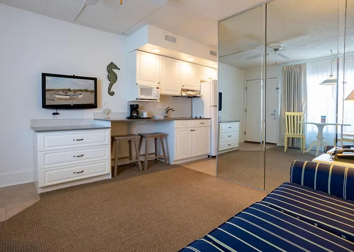 Luxury Hotels in Avalon