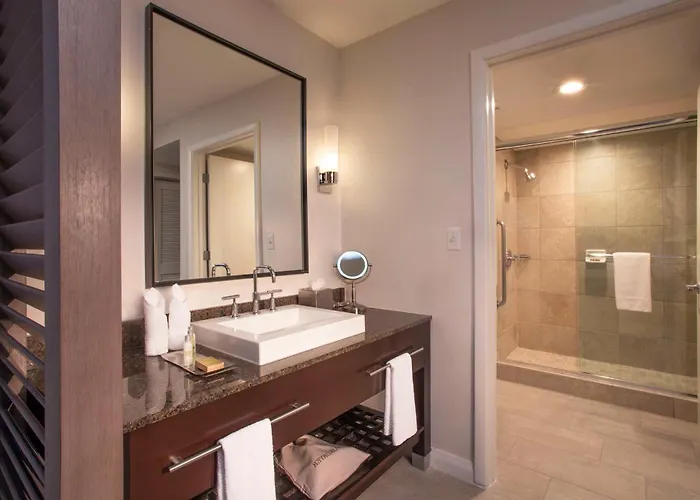 Doubletree Resort By Hilton Hollywood Beach