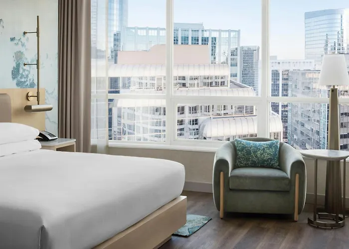 Vancouver Marriott Pinnacle Downtown Hotel