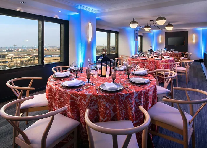 Newark Liberty International Airport Marriott Hotel